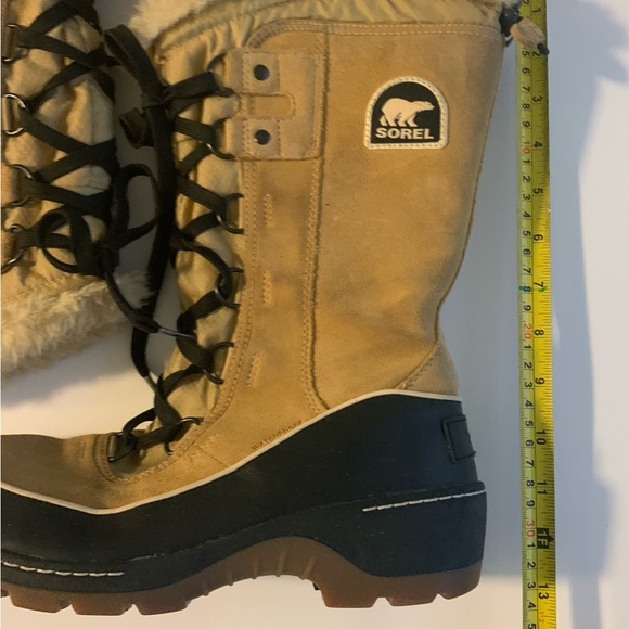 Sorel US 8 Genuine tan Leather think insulated winter boots excellent condition - Picture 2 of 13